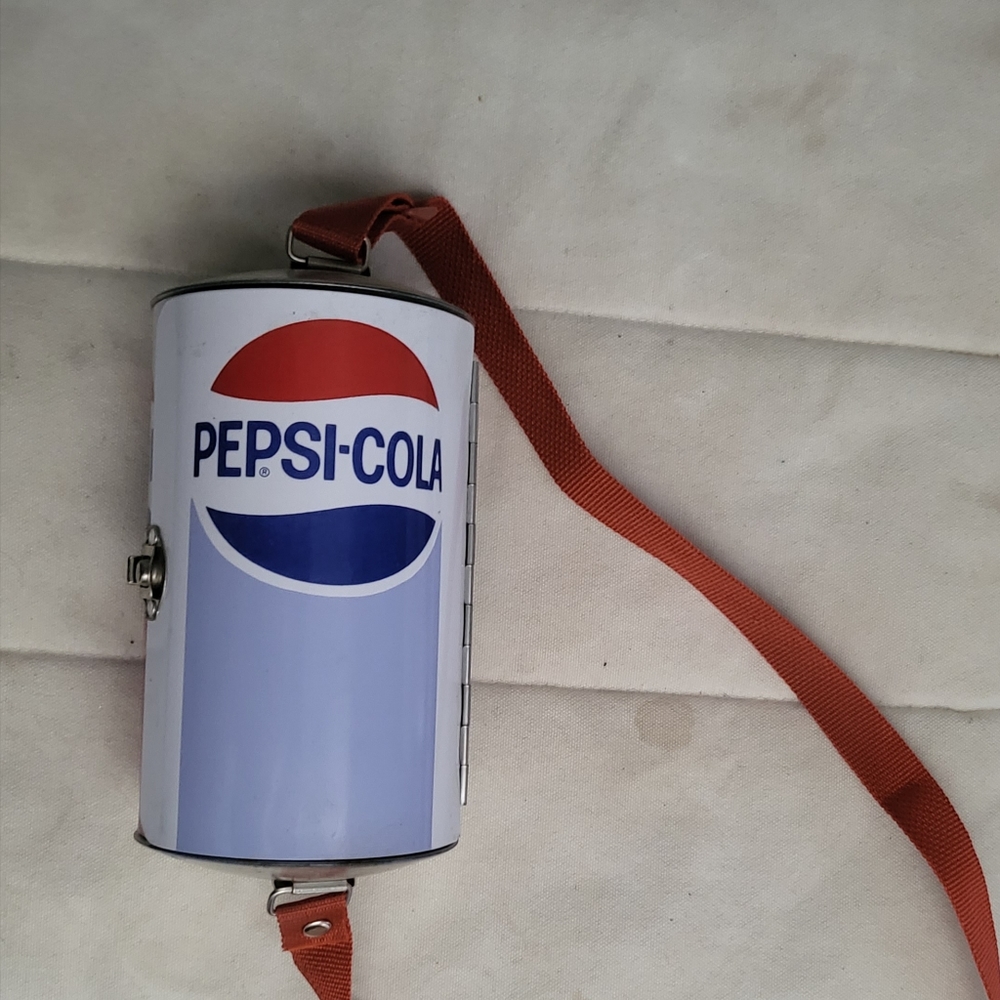 Tin pepsi purse, one of a kind